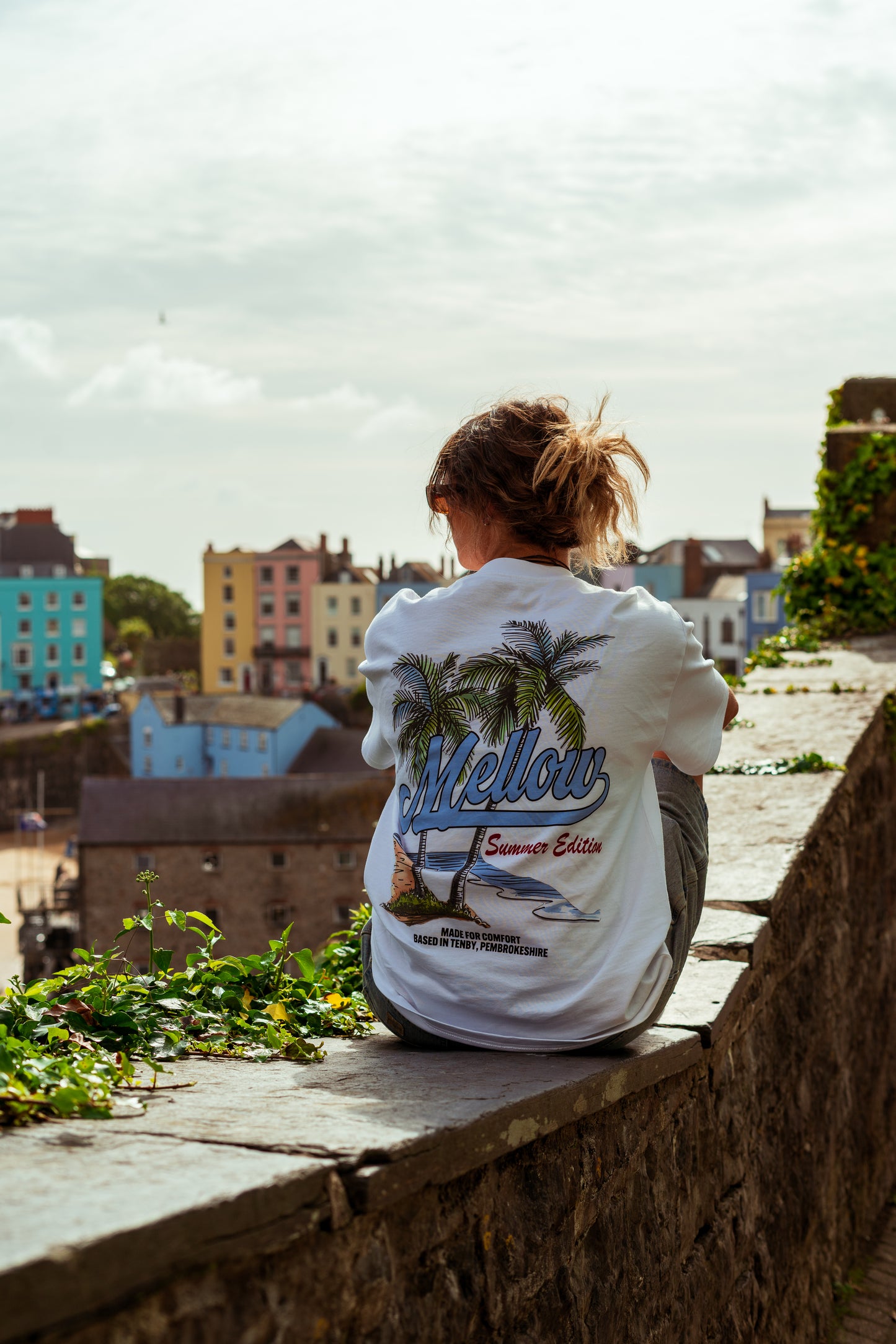 WHITE SUMMER TEE